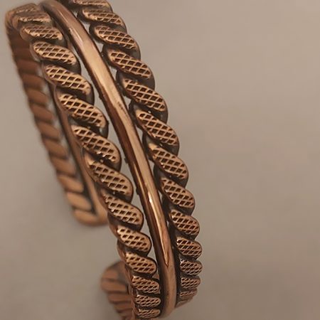 El Yapımı Saf Bakır Bileklik - Nokta Desenli, Unisex, Şık ve Doğal